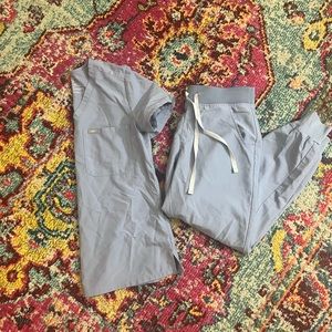 Figs Vapor Blue Scrubs